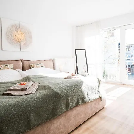 Appartement Fuer 2 Im Zentrum: Wifi Kueche Parken *